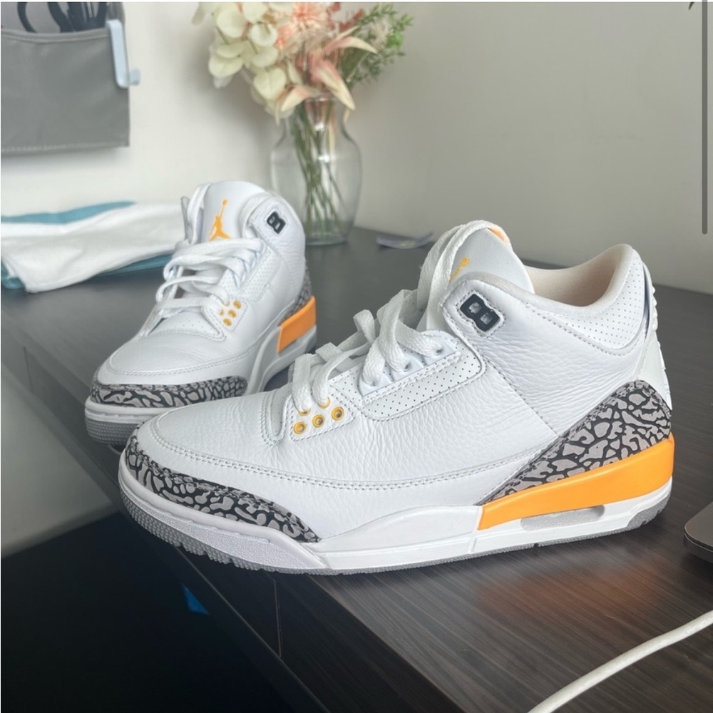 Nike Air Jordan 3 Laser Orange Women’s Size 7.5